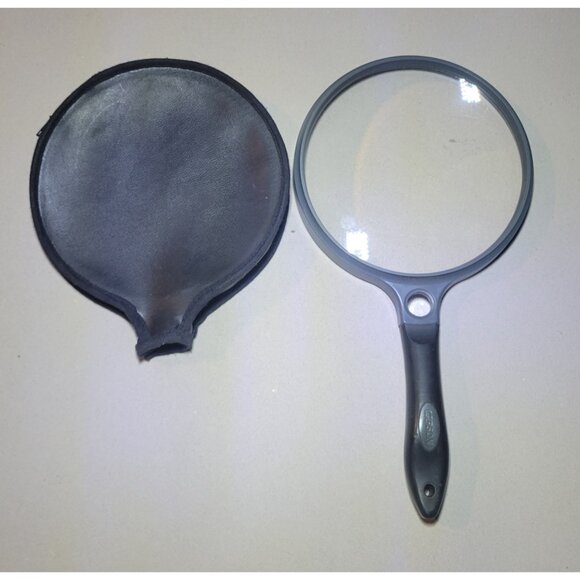1998 Carson SureGrip Soft Grip 5" Dia. Magnifying Glass with Spot Lens - Vintage - Picture 1 of 7